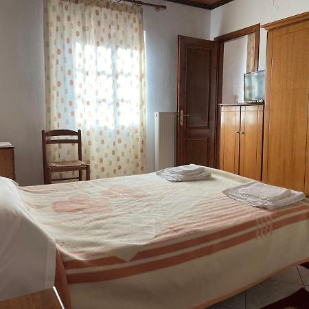 Αγναντεμα Aparthotel Eláti Eksteriør bilde