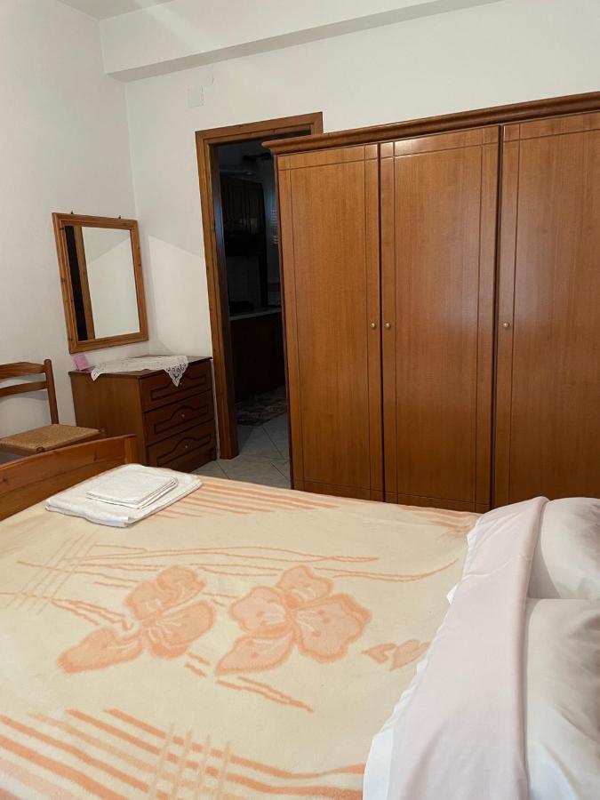 Αγναντεμα Aparthotel Eláti Eksteriør bilde