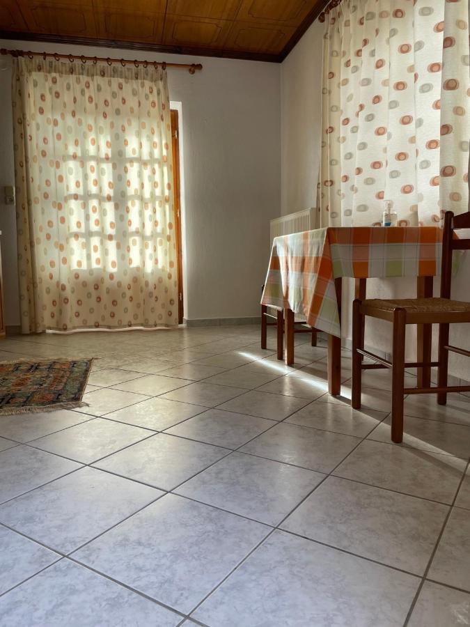 Αγναντεμα Aparthotel Eláti Eksteriør bilde